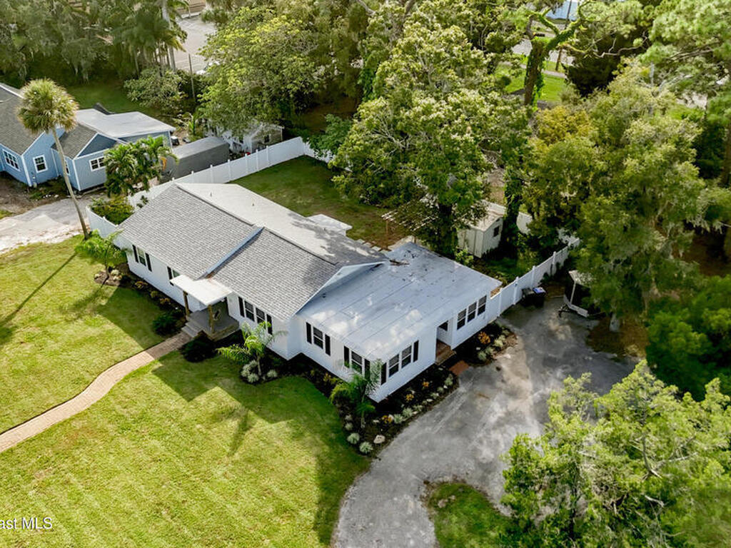 1208 Indian River Avenue, Titusville, FL 32780