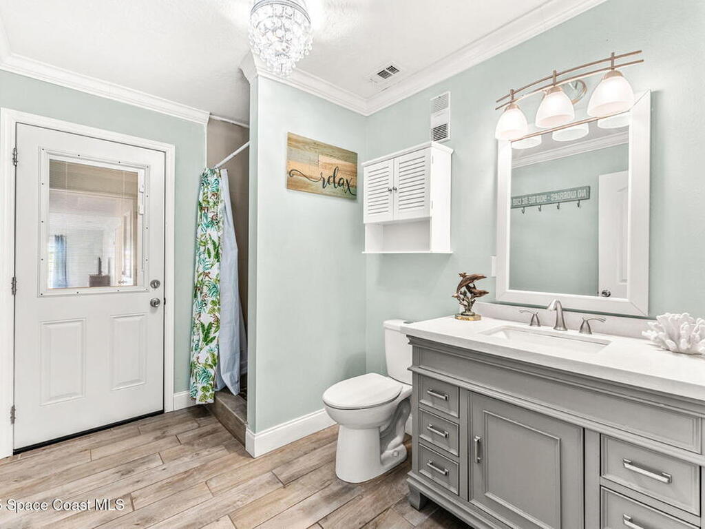 424 Jefferson Avenue, Cape Canaveral, FL 32920