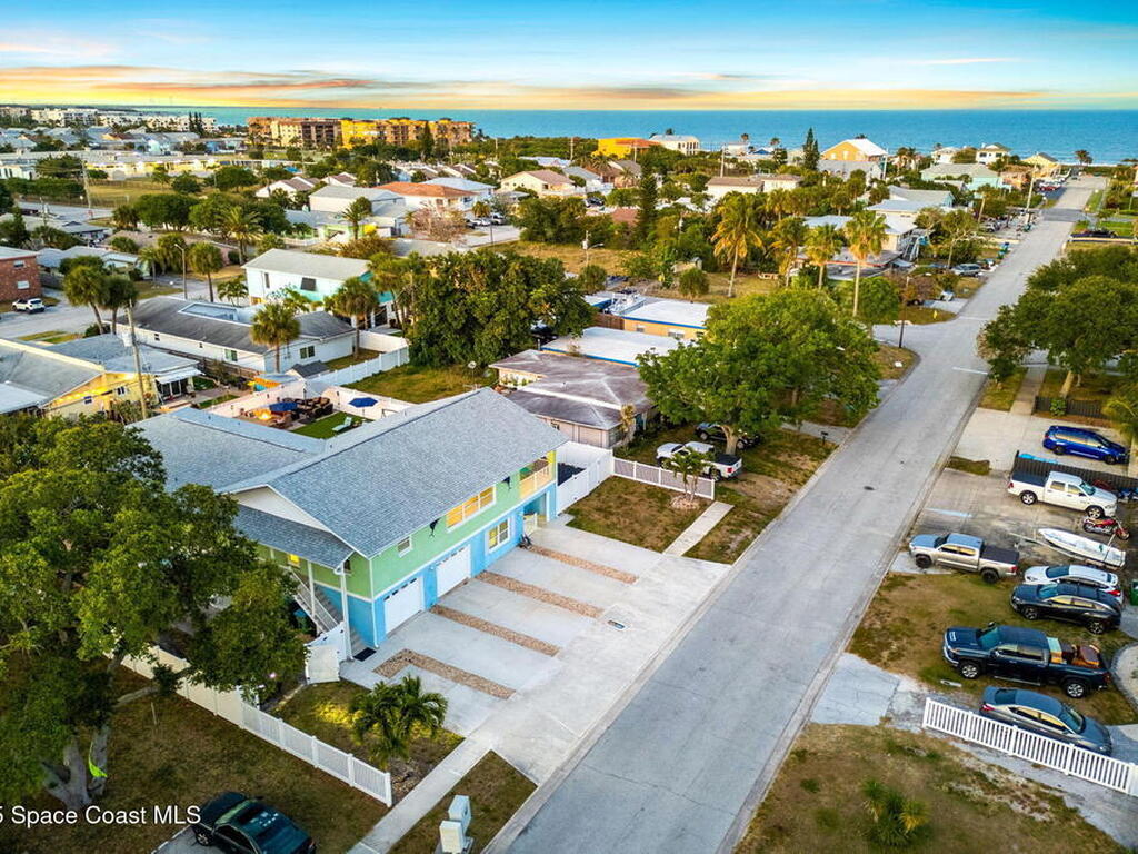 424 Jefferson Avenue, Cape Canaveral, FL 32920