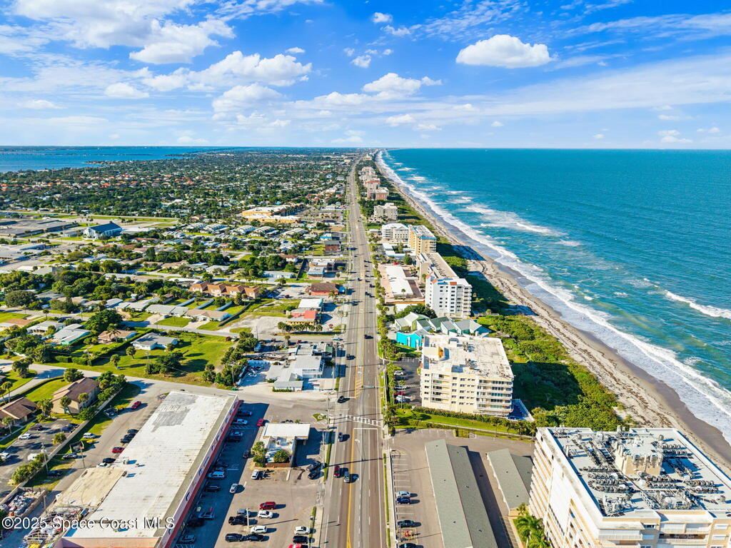 925 N Highway A1a, Indialantic, FL 32903