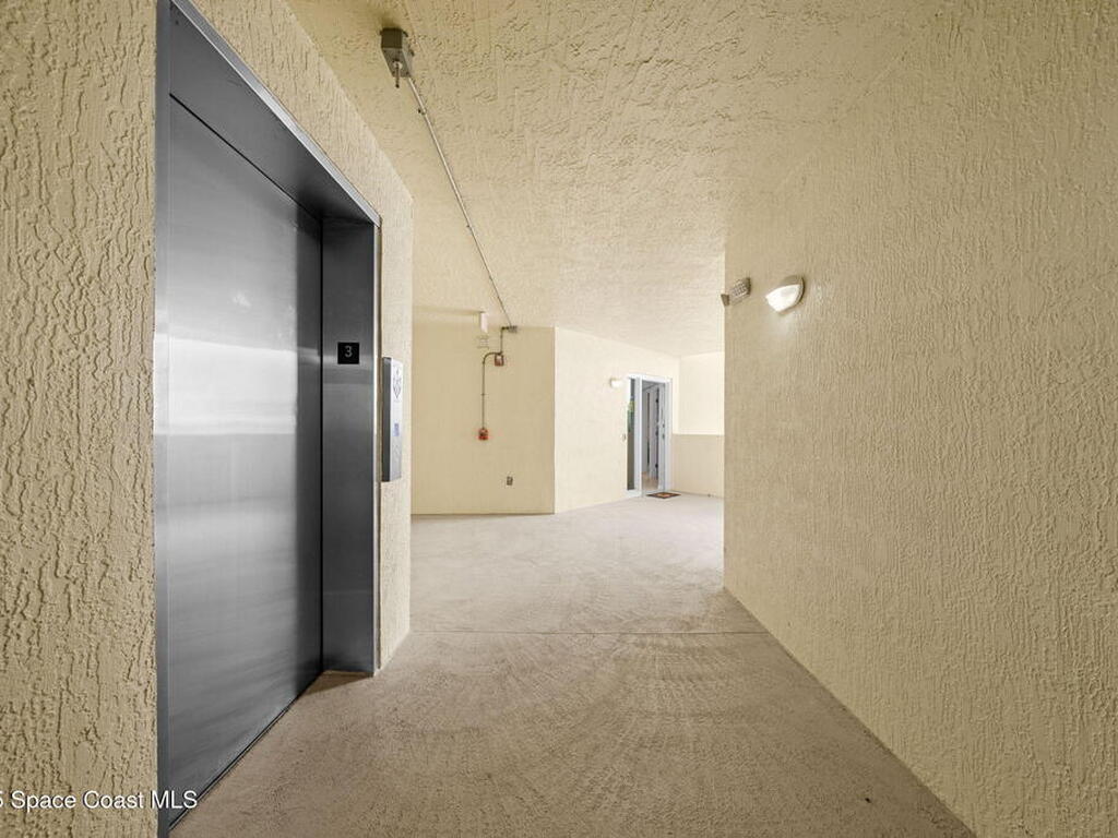 925 N Highway A1a, Indialantic, FL 32903