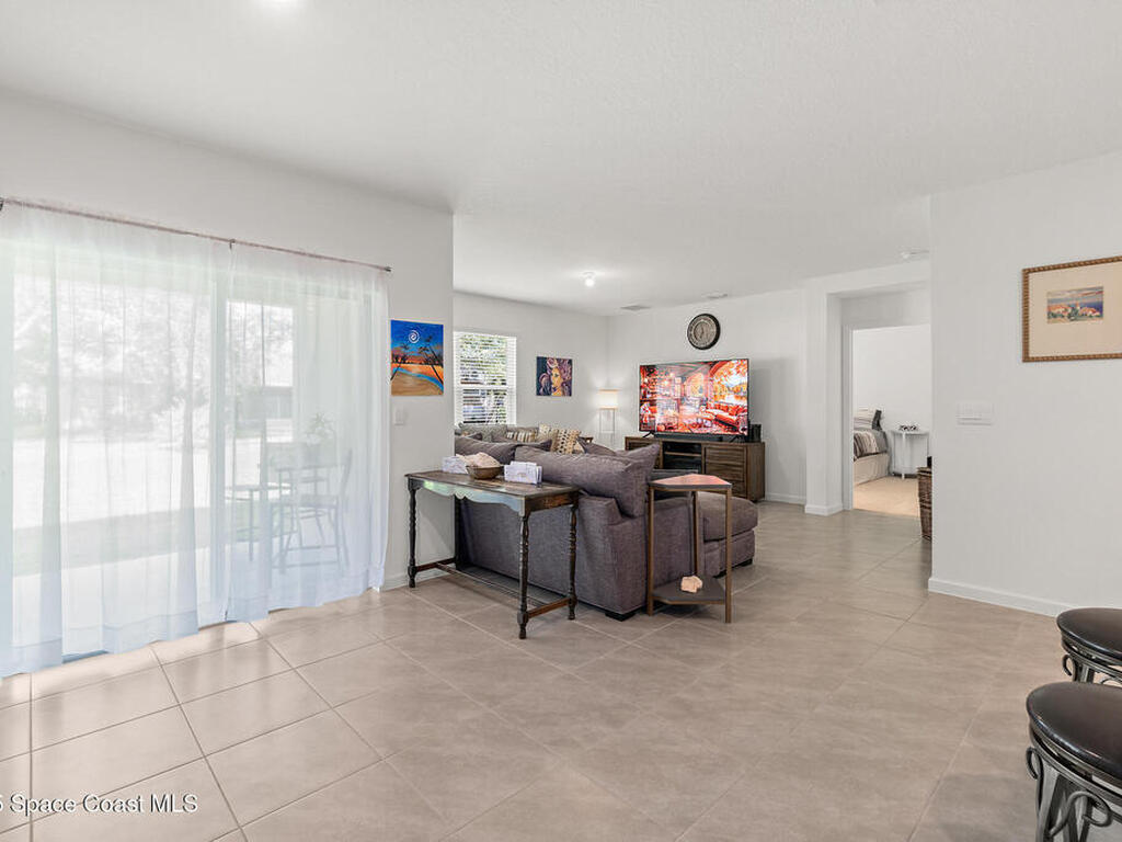 467 Americana Boulevard, Palm Bay, FL 32907