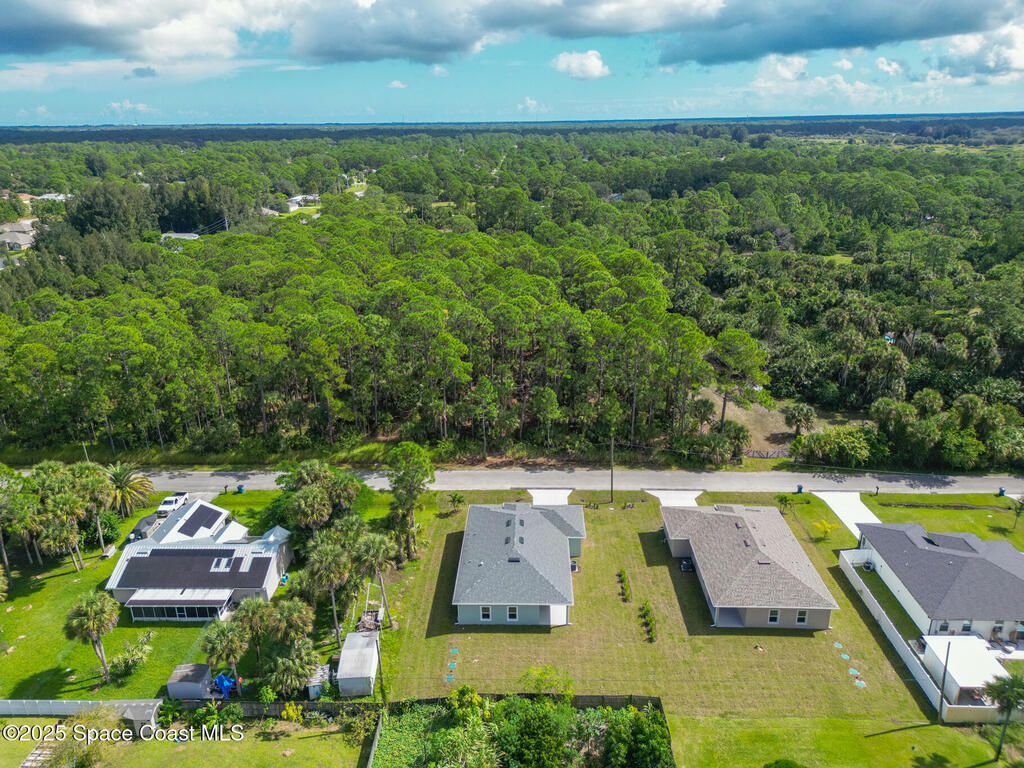 826 Hartsdale Avenue, Palm Bay, FL 32908