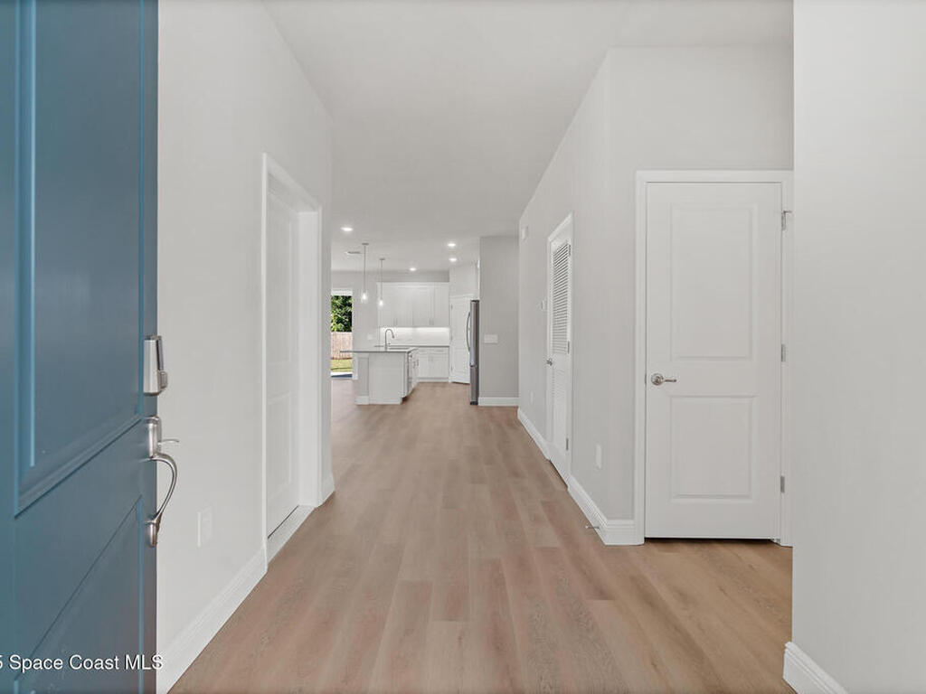 826 Hartsdale Avenue, Palm Bay, FL 32908