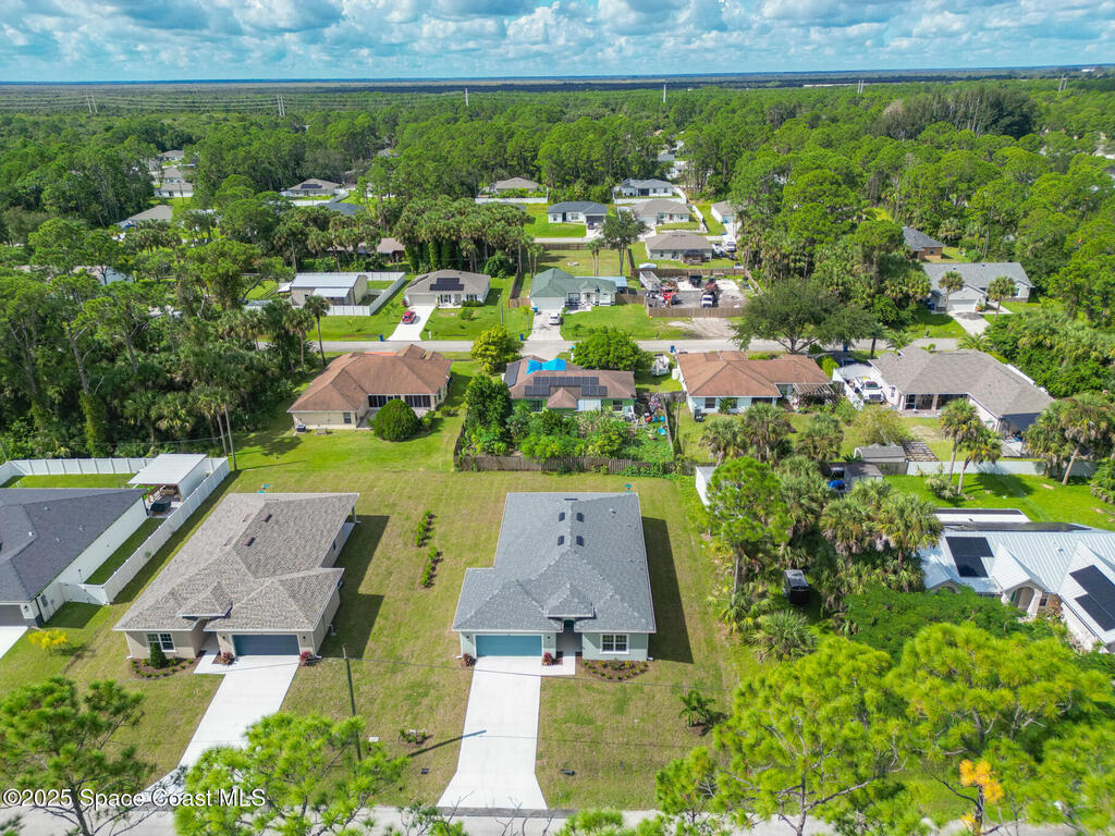 826 Hartsdale Avenue, Palm Bay, FL 32908