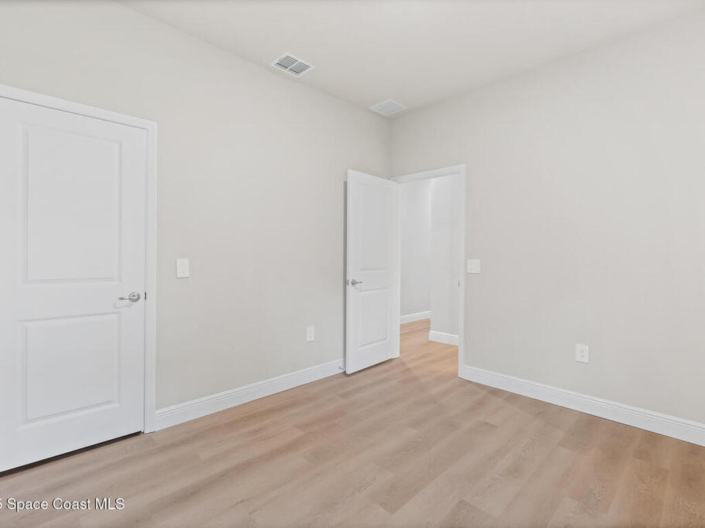 826 Hartsdale Avenue, Palm Bay, FL 32908