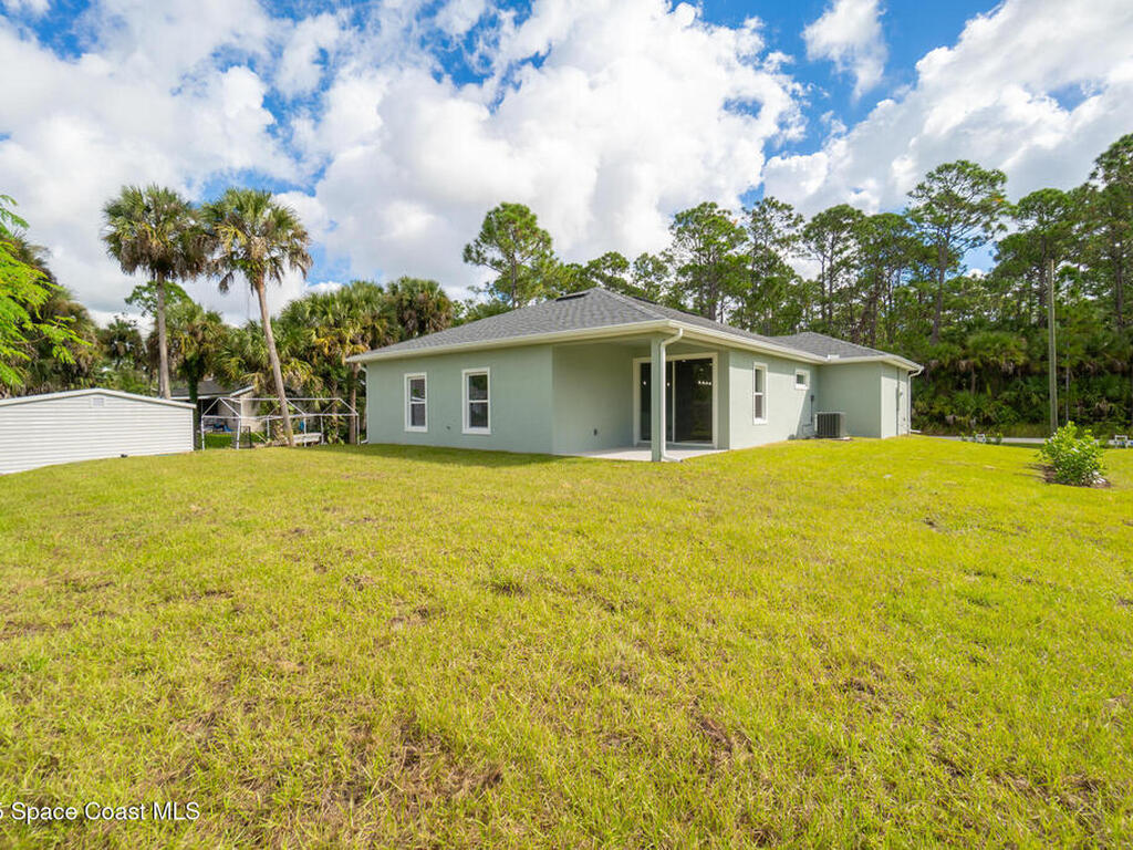 826 Hartsdale Avenue, Palm Bay, FL 32908
