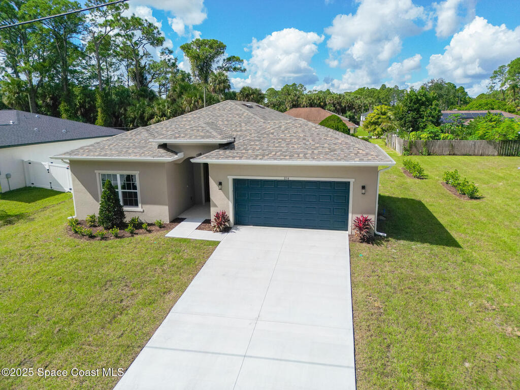 834 Hartsdale Avenue, Palm Bay, FL 32908