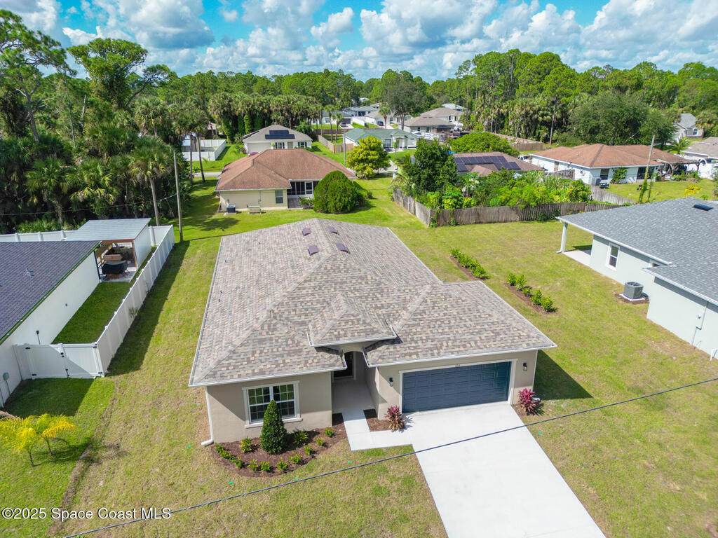 834 Hartsdale Avenue, Palm Bay, FL 32908