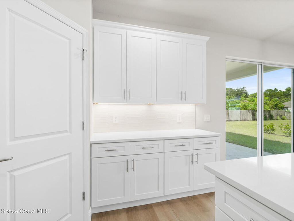 834 Hartsdale Avenue, Palm Bay, FL 32908