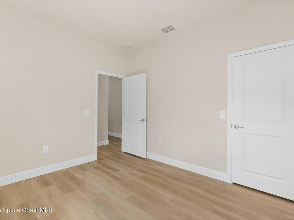 834 Hartsdale Avenue, Palm Bay, FL 32908