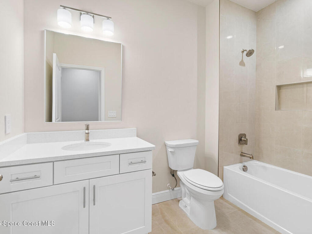 834 Hartsdale Avenue, Palm Bay, FL 32908