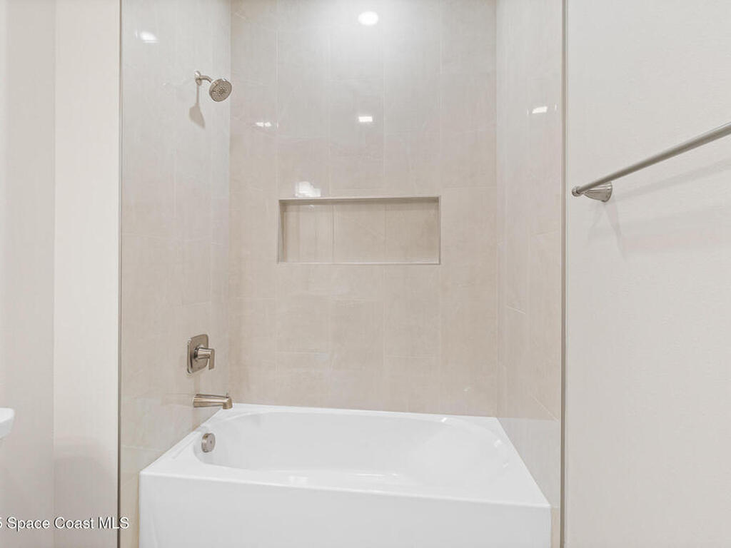 834 Hartsdale Avenue, Palm Bay, FL 32908