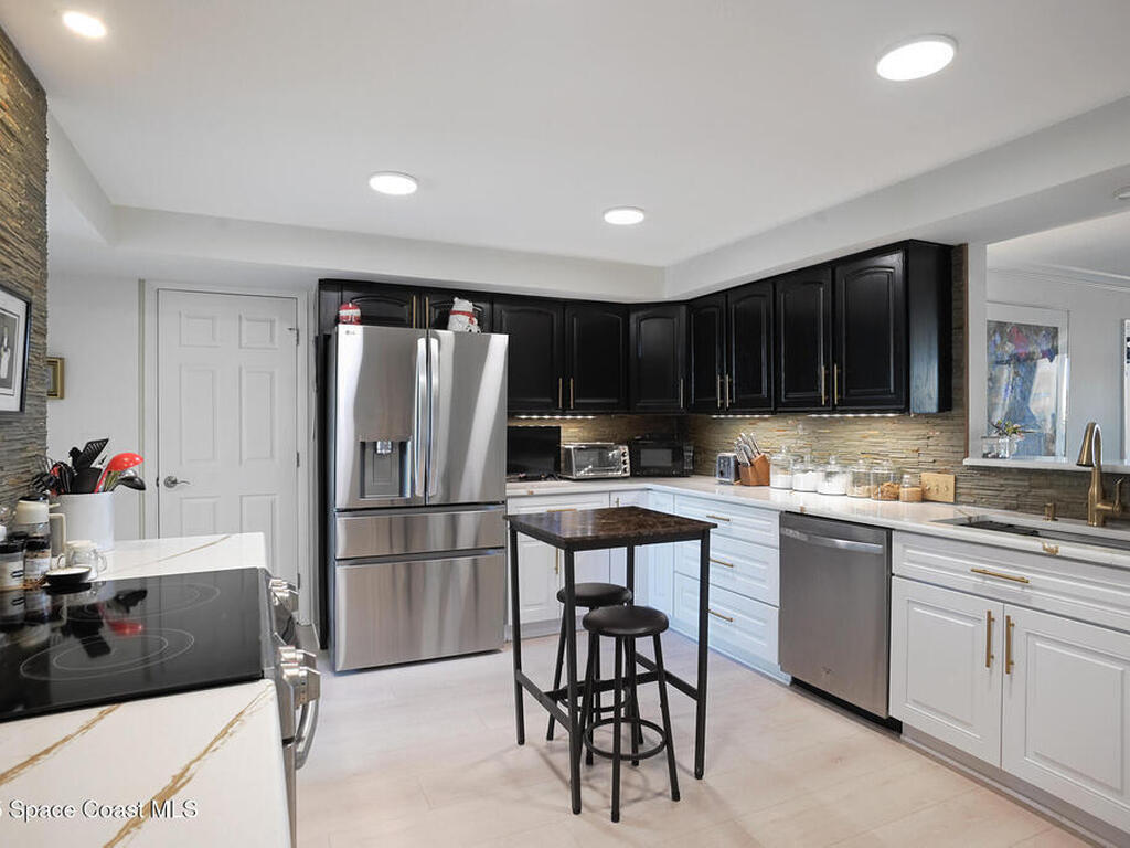 1101 S Miramar Avenue, Indialantic, FL 32903