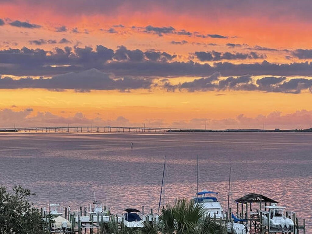 15 N Indian River Drive, Cocoa, FL 32922