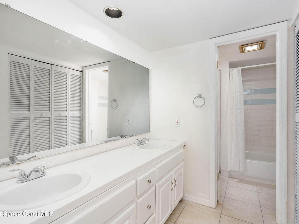 1911 Cashew Courtway, Titusville, FL 32780