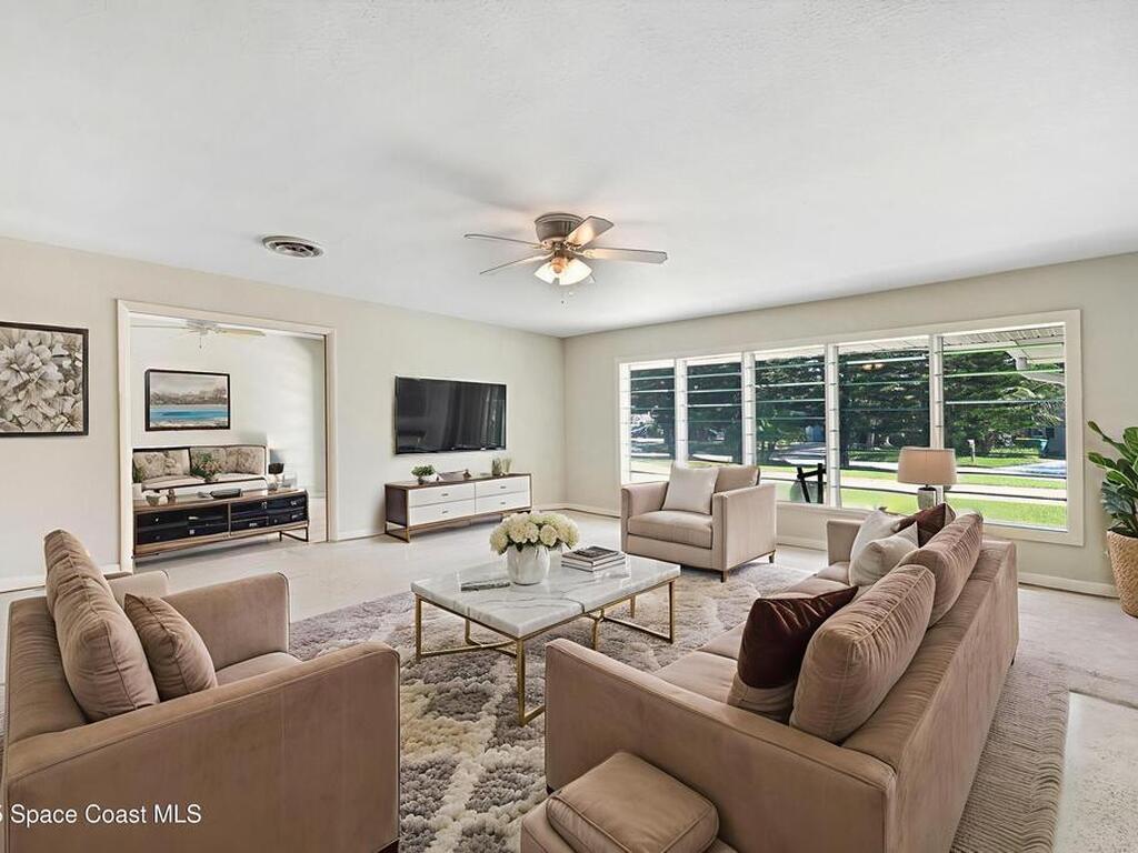 105 Cat Cay Lane, Indian Harbour Beach, FL 32937