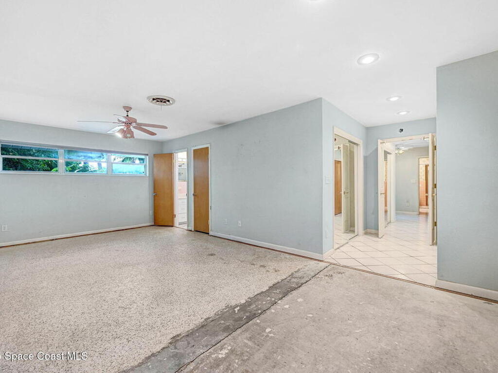 105 Cat Cay Lane, Indian Harbour Beach, FL 32937