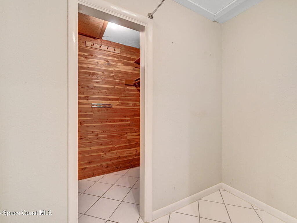 105 Cat Cay Lane, Indian Harbour Beach, FL 32937