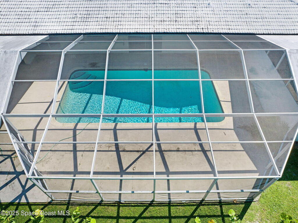 105 Cat Cay Lane, Indian Harbour Beach, FL 32937