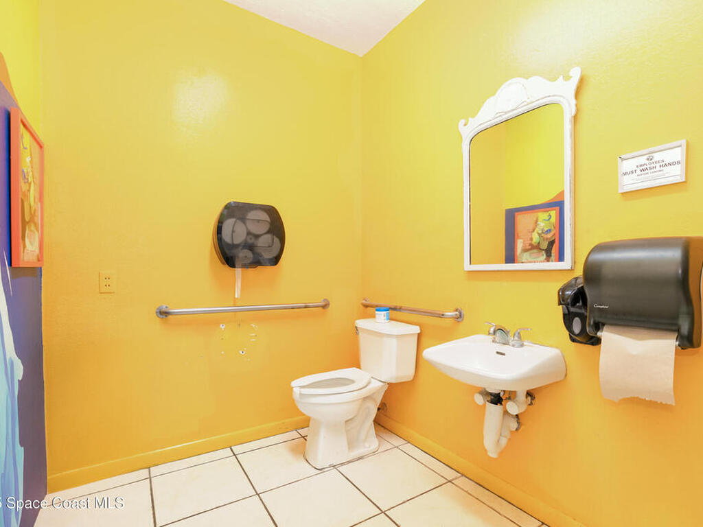 222 N 1st Street, Cocoa Beach, FL 32931