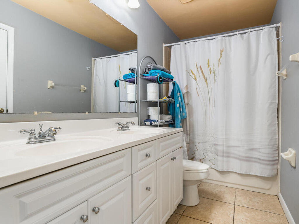 3118 Manor Drive, Palm Bay, FL 32905