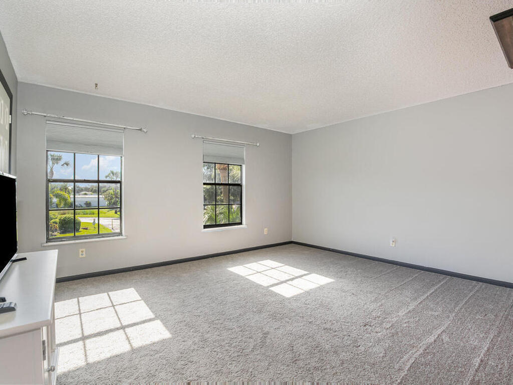 3118 Manor Drive, Palm Bay, FL 32905