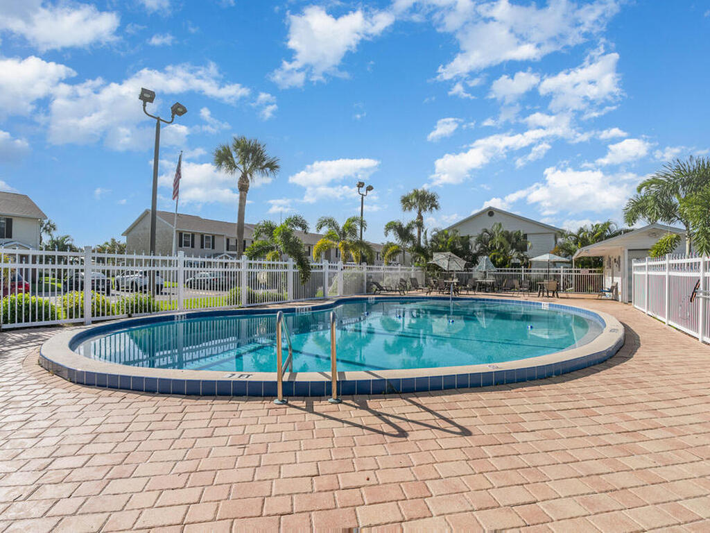 3118 Manor Drive, Palm Bay, FL 32905