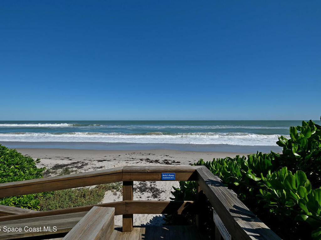 2727 N Highway A1a, Indialantic, FL 32903