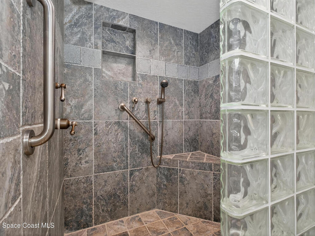 2727 N Highway A1a, Indialantic, FL 32903