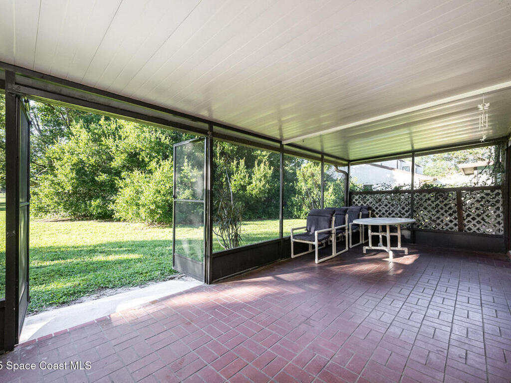 1221 Saint Andrews Drive, Rockledge, FL 32955