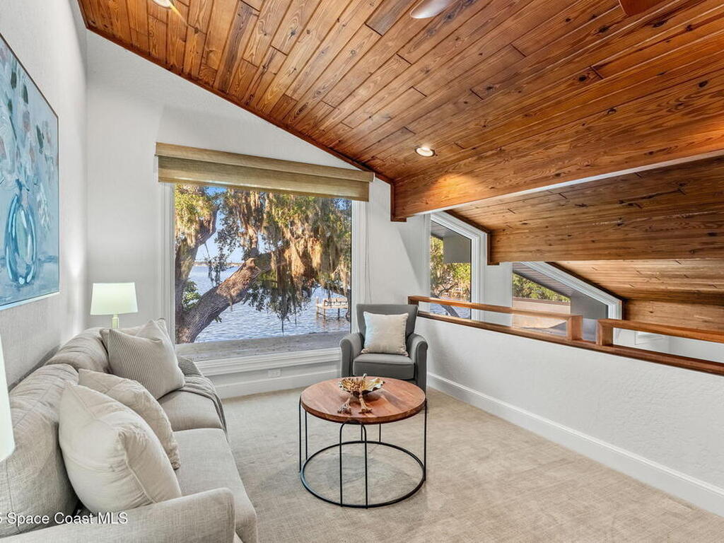 8535 S Tropical Trail, Merritt Island, FL 32952