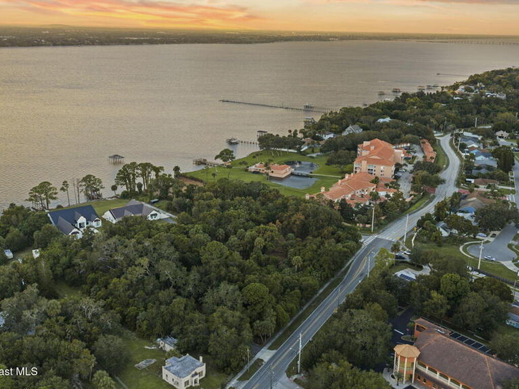 Merritt Avenue, Merritt Island, FL 32953