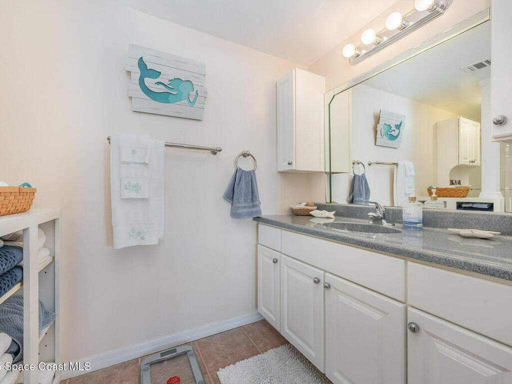 1860 N Atlantic Avenue, Cocoa Beach, FL 32931