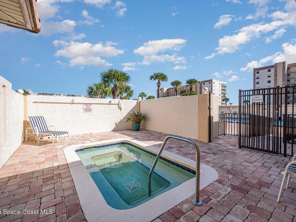 1860 N Atlantic Avenue, Cocoa Beach, FL 32931