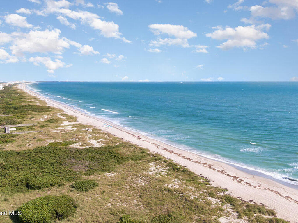 1860 N Atlantic Avenue, Cocoa Beach, FL 32931