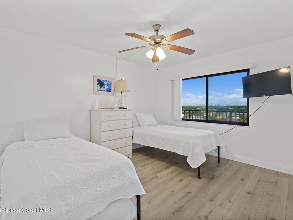 7520 Ridgewood Avenue, Cape Canaveral, FL 32920