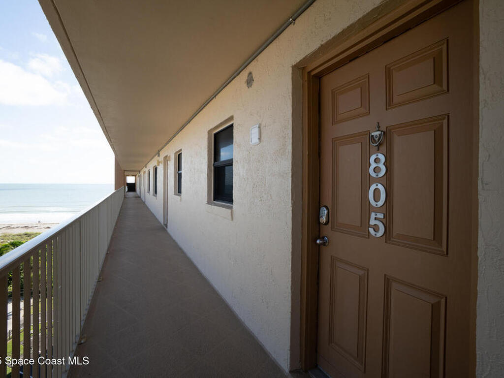 7520 Ridgewood Avenue, Cape Canaveral, FL 32920