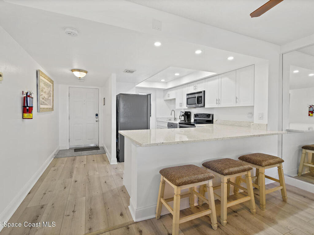 7520 Ridgewood Avenue, Cape Canaveral, FL 32920