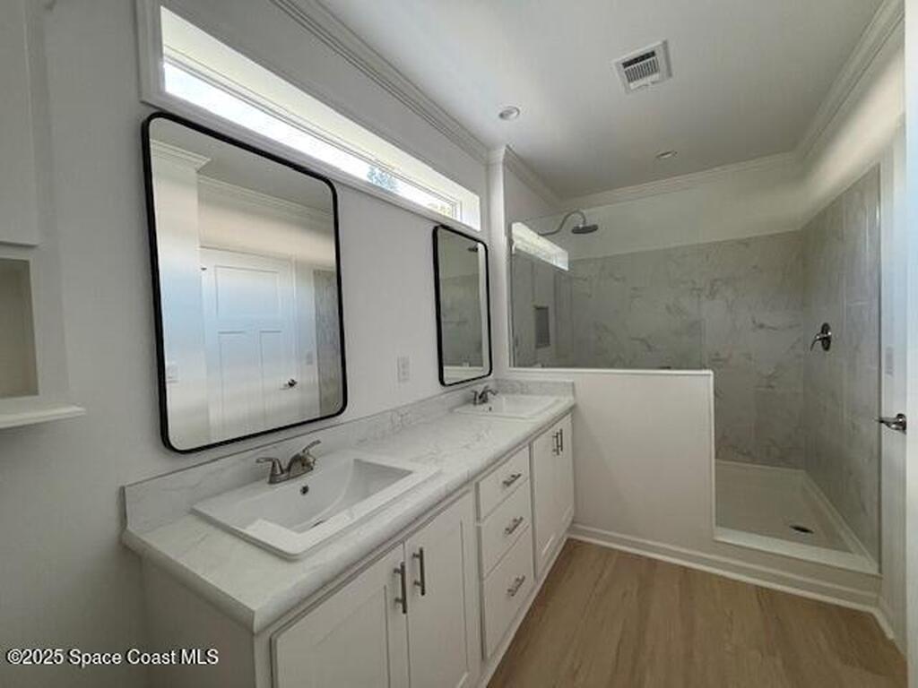 723 Hyacinth Circle, Barefoot Bay, FL 32976