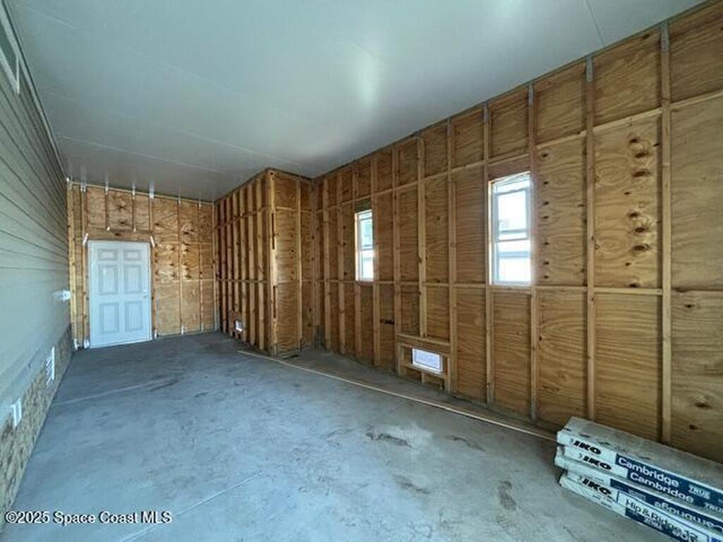 723 Hyacinth Circle, Barefoot Bay, FL 32976