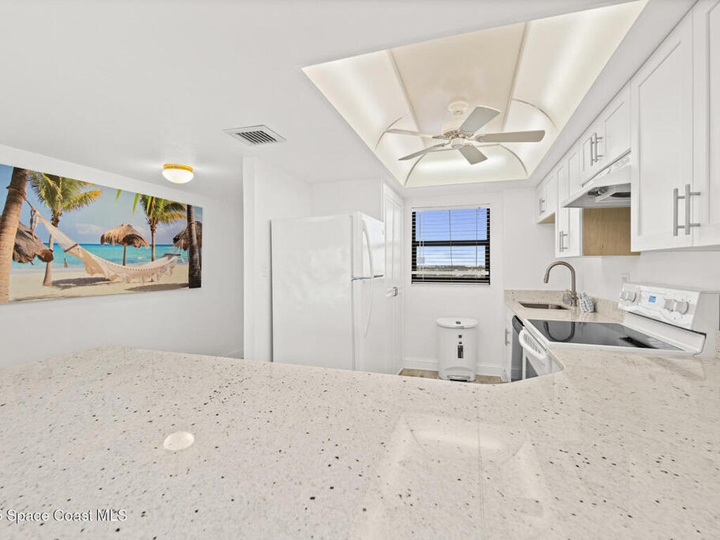 7520 Ridgewood Avenue, Cape Canaveral, FL 32920