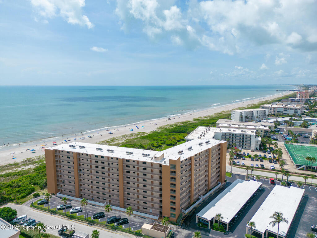 7520 Ridgewood Avenue, Cape Canaveral, FL 32920