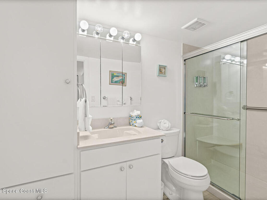 7520 Ridgewood Avenue, Cape Canaveral, FL 32920