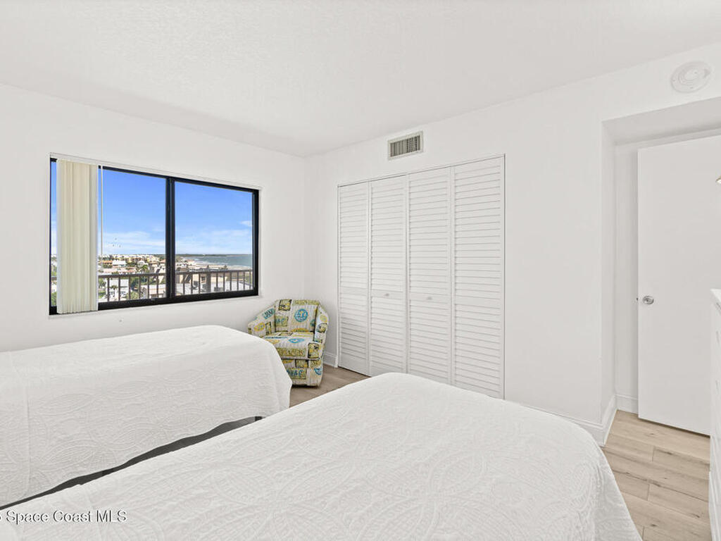 7520 Ridgewood Avenue, Cape Canaveral, FL 32920