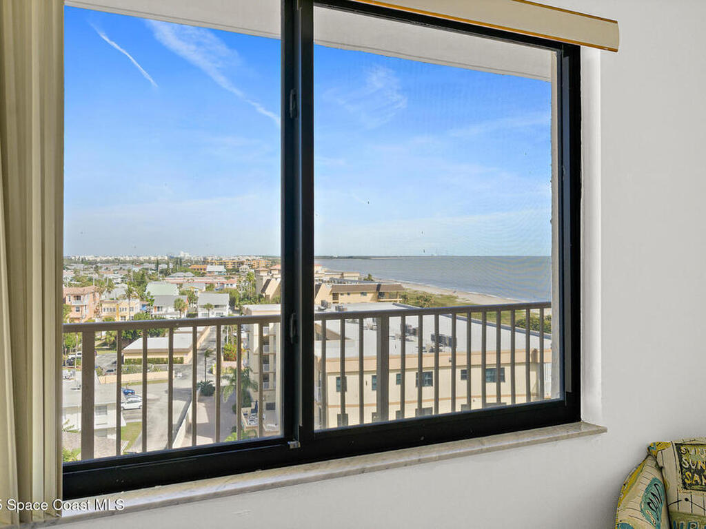 7520 Ridgewood Avenue, Cape Canaveral, FL 32920