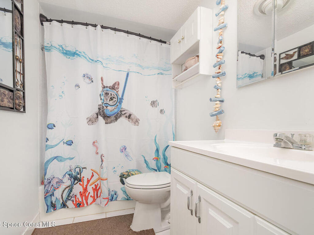 1224 S Peninsula Drive, Daytona Beach, FL 32118