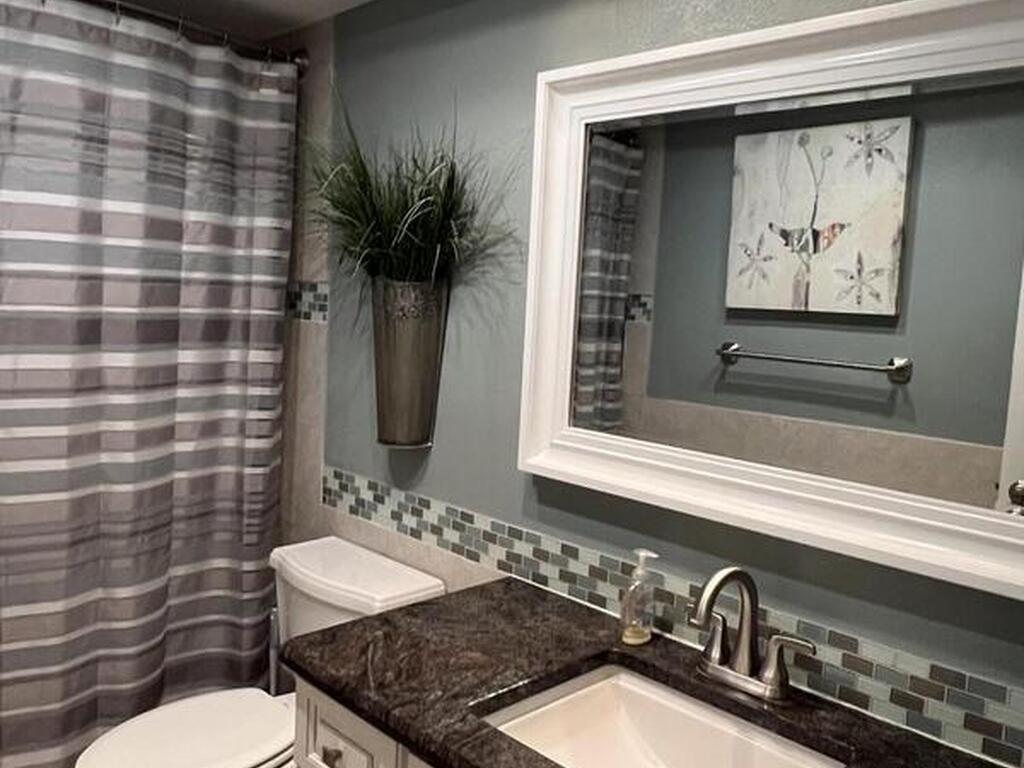 1860 N Atlantic Avenue, Cocoa Beach, FL 32931