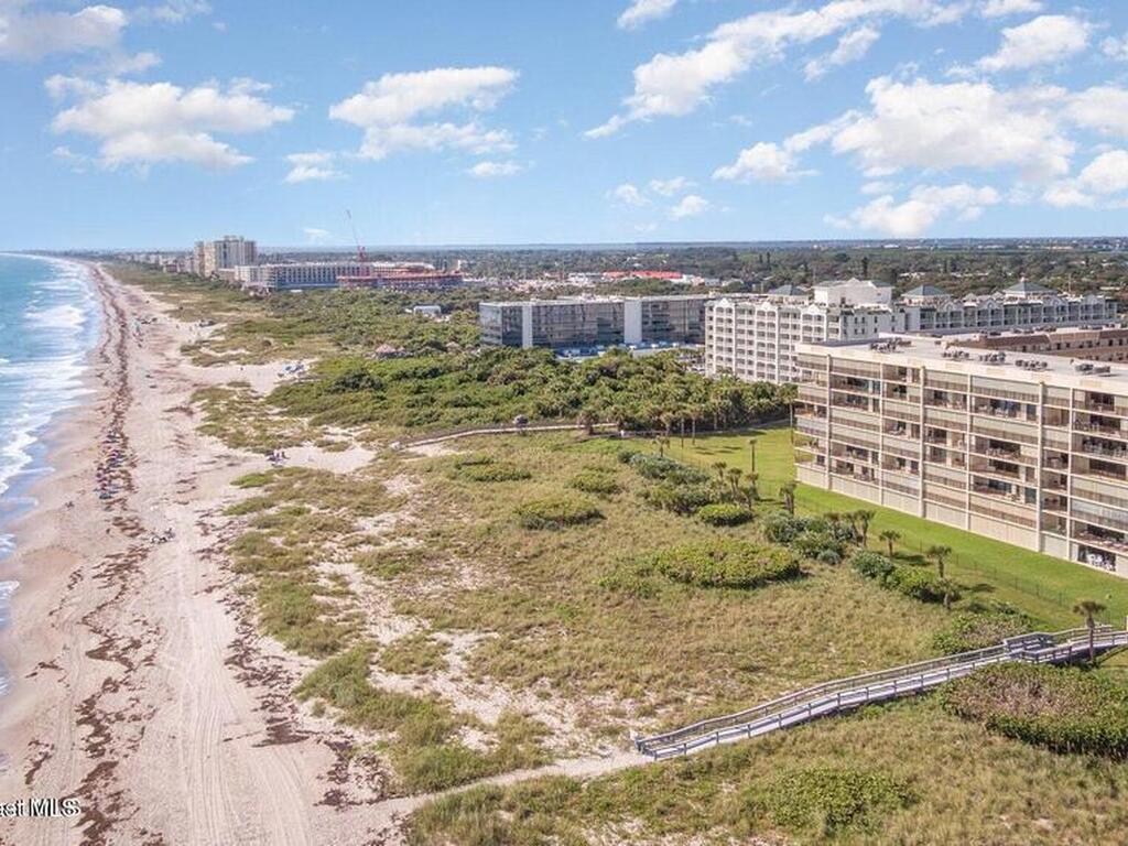 1860 N Atlantic Avenue, Cocoa Beach, FL 32931