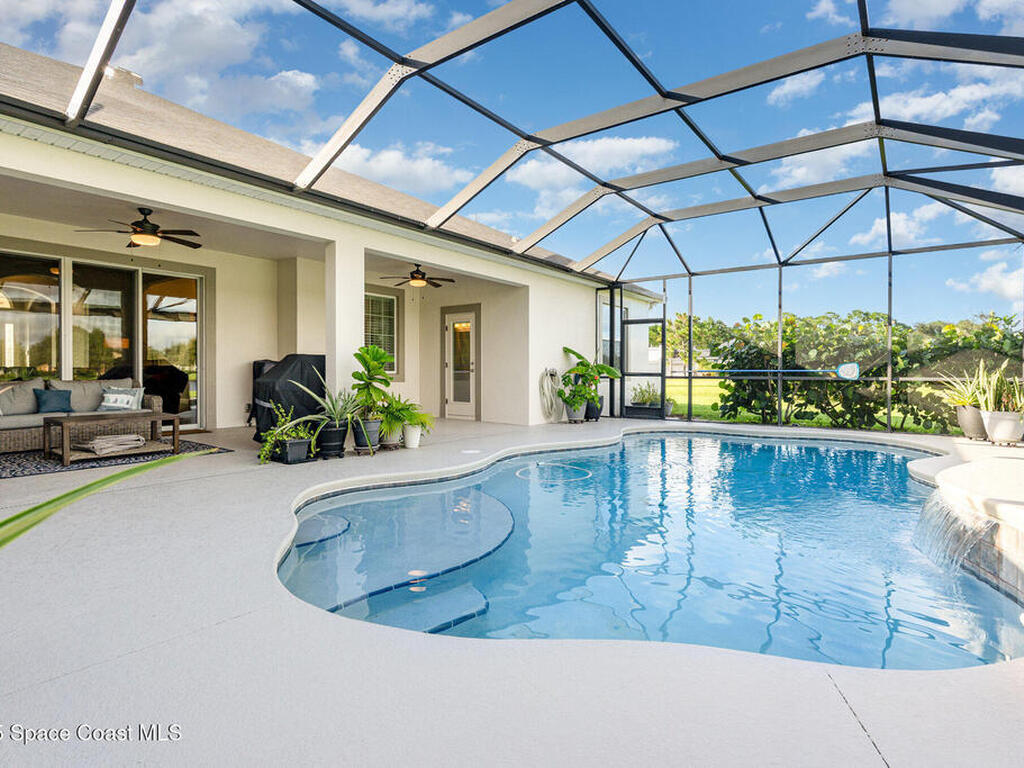 5331 Coverbrook Lane, Grant, FL 32949